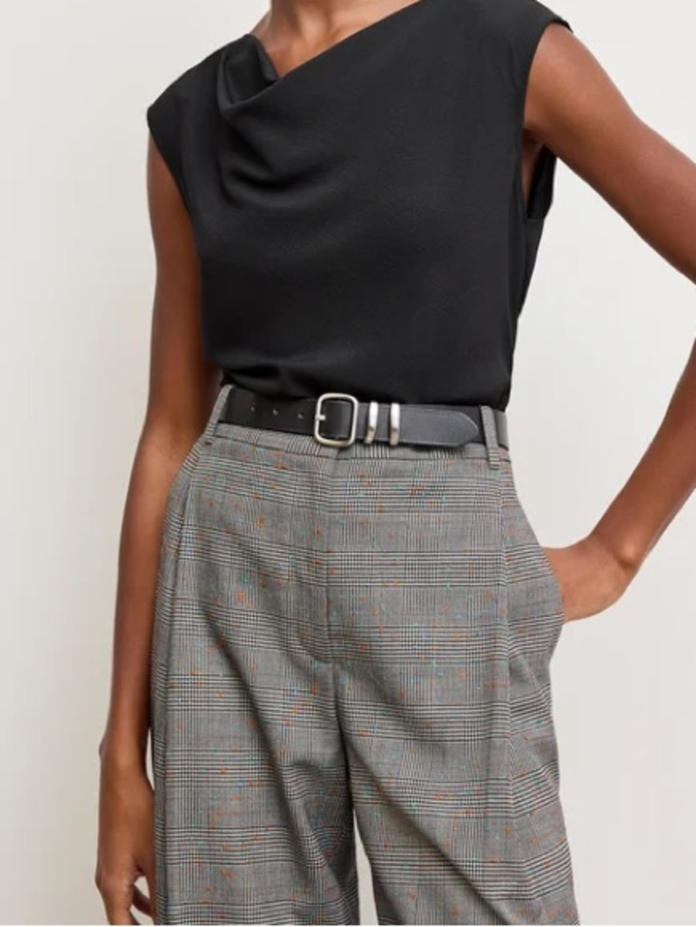 LEATHER
Everly Belt - Picture 2 of 6